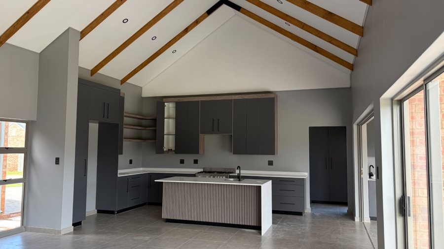  Bedroom Property for Sale in Vyfhoek A H North West